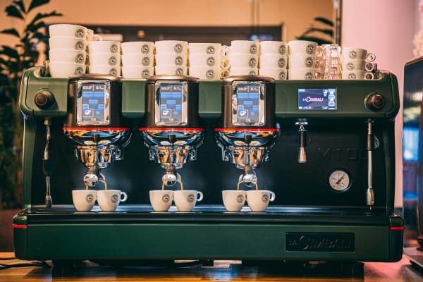 Como Funciona o Modelo de Locação de Máquinas de Café para Empresas
