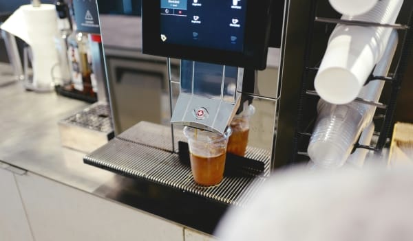 Máquinas de Café em Eventos: Como Lucrar com Locação e Ativação de Marca