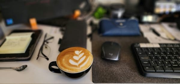 Como a Locação de Máquinas Automáticas de Café Transforma Eventos Corporativos