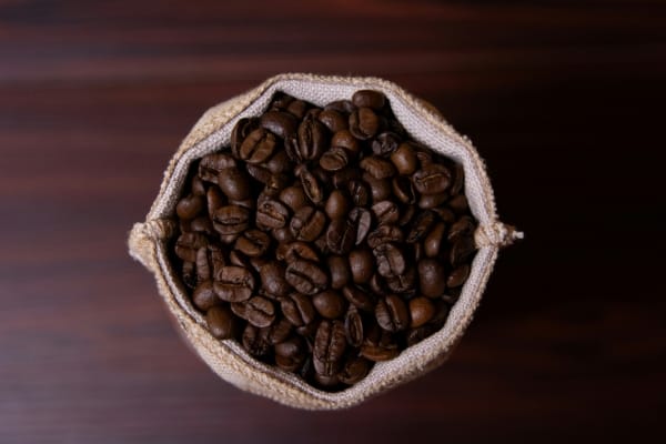 Dia Nacional do Café: Como Essa Tradição Movimenta o Mercado de Serviços